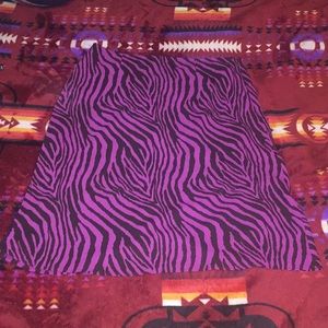 Express silky fuschia zebra skirt